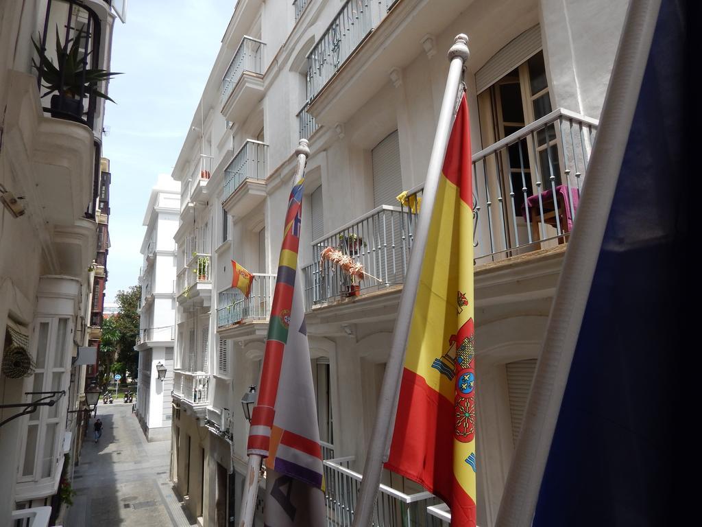 Hostal Canalejas Cádiz Exterior foto